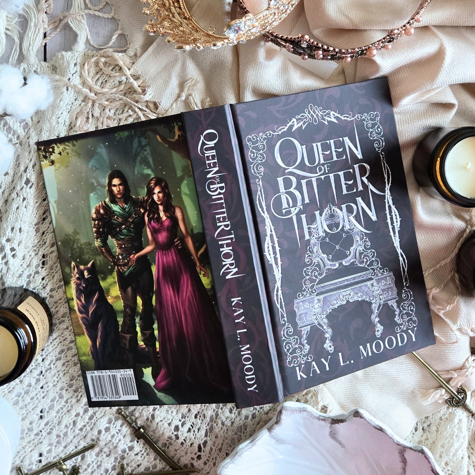 Queen of Bitter Thorn (Hardcover)