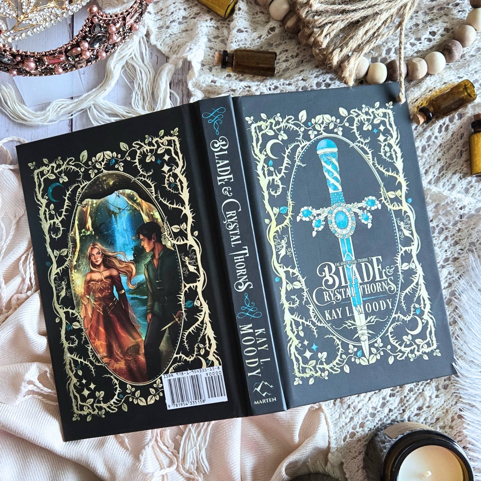 Blade and Crystal Thorns (Hardcover)
