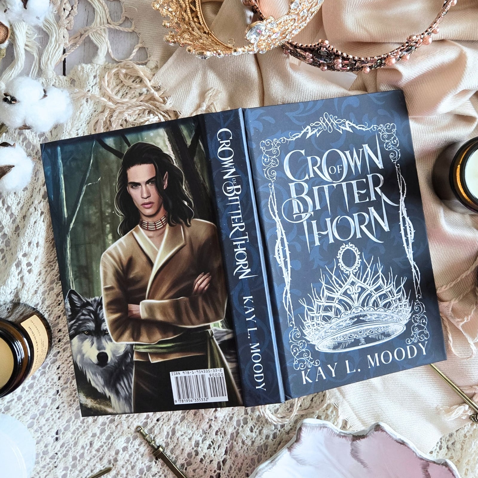 Crown of Bitter Thorn (Hardcover)