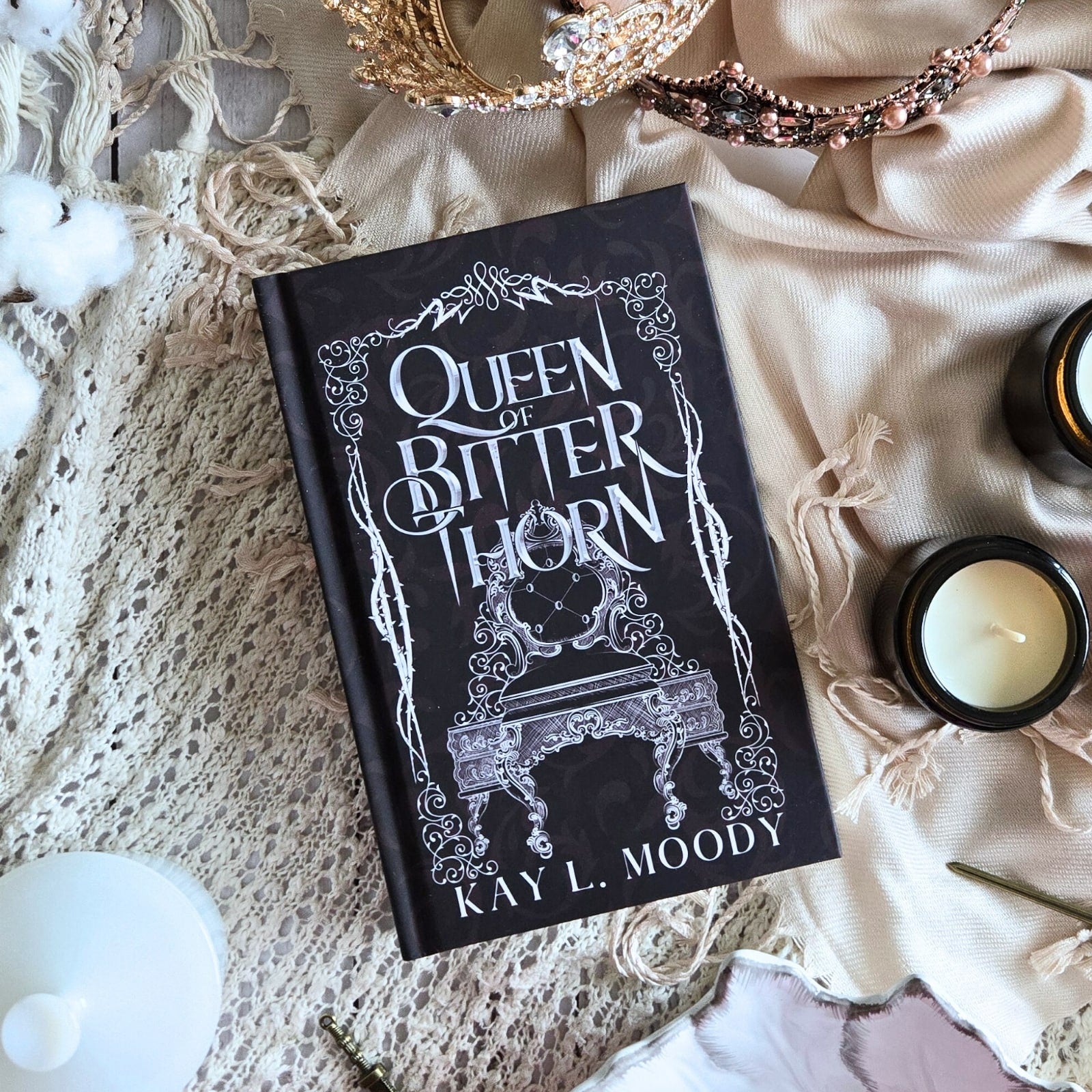 Queen of Bitter Thorn (Hardcover)